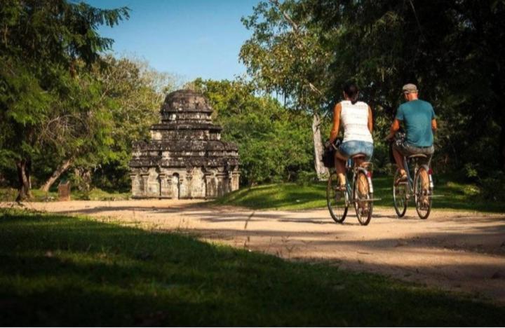 Arani Homestay Polonnaruwa Buitenkant foto