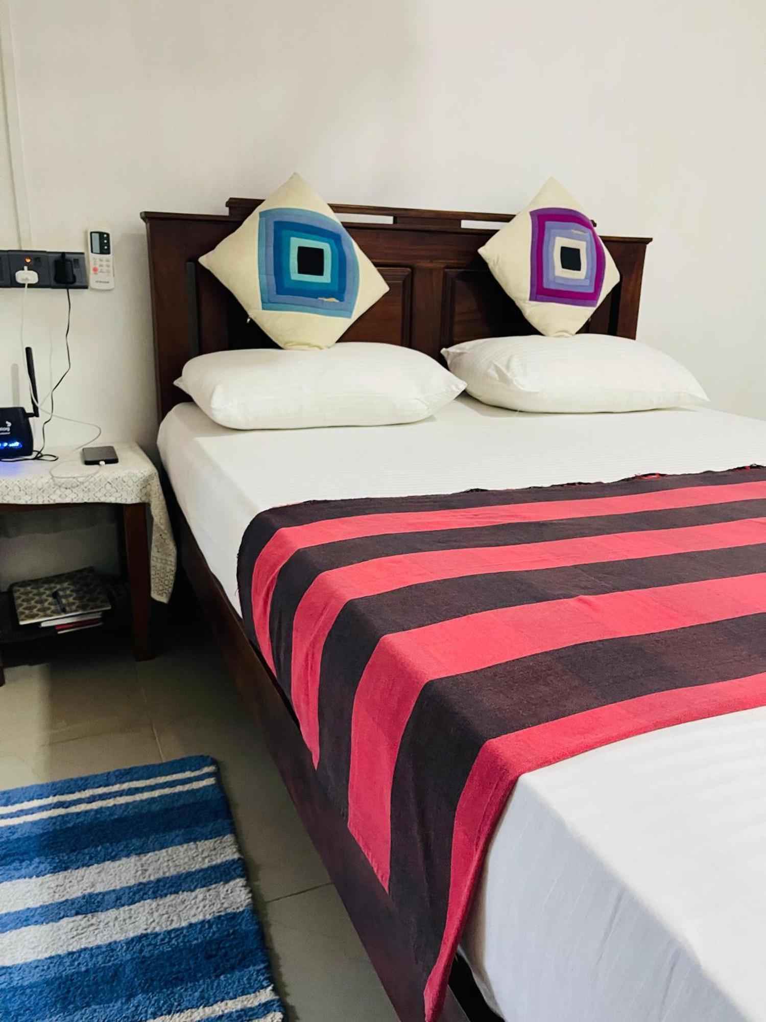 Arani Homestay Polonnaruwa Buitenkant foto